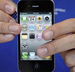苹果将就iPhone 4天线问题召开新闻发布会